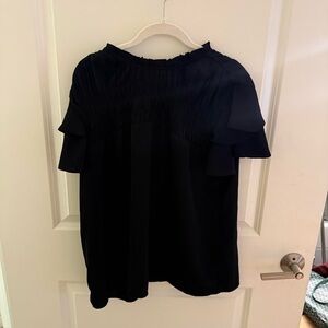 ✨ann taylor ruffle sleeve blouse - black✨